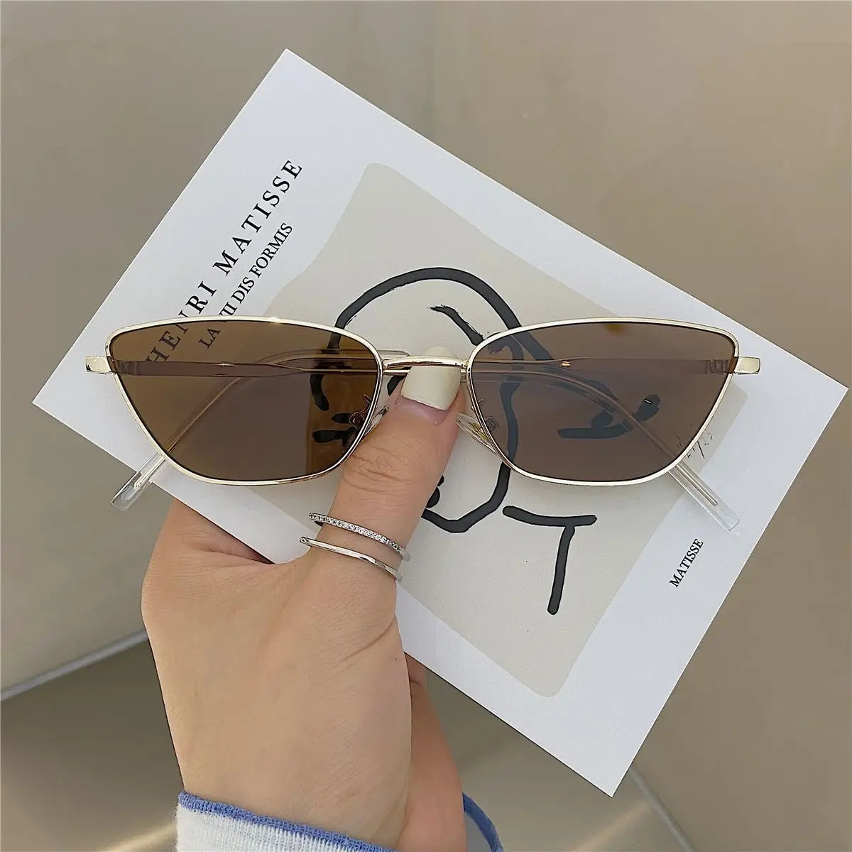 Classic Cat Eye Sunglasses Women Luxury Brand Metal Frame Brown Sun Glasses Trendy UV400 Eyewear Shades Vintage Солнечные Очки