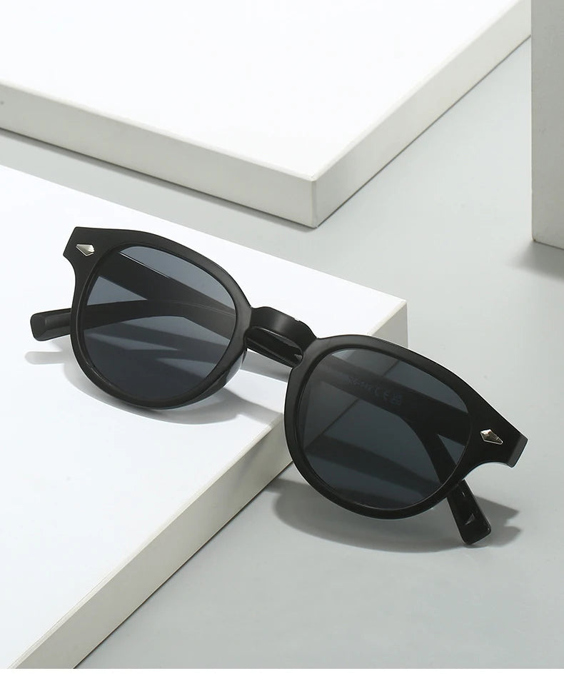 SO&EI Retro Oval Men Rivets Sunglasses Fashion Clear Ocean Gradient Lens Eyewear UV400 Women Trending Yellow Blue Sun Glasses