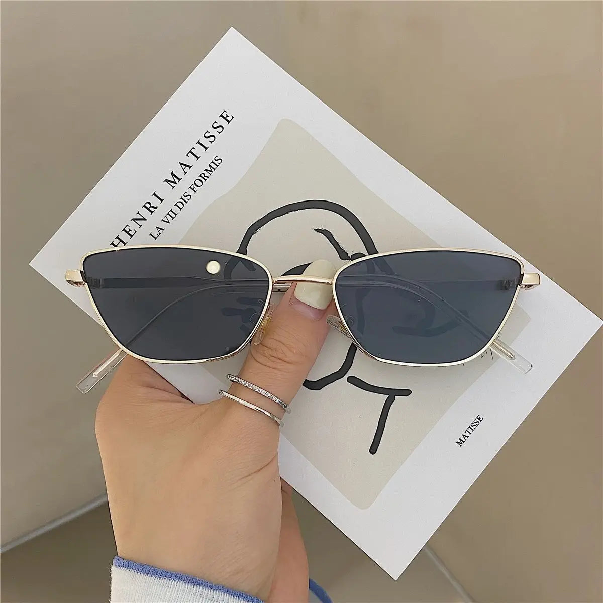 Classic Cat Eye Sunglasses Women Luxury Brand Metal Frame Brown Sun Glasses Trendy UV400 Eyewear Shades Vintage Солнечные Очки